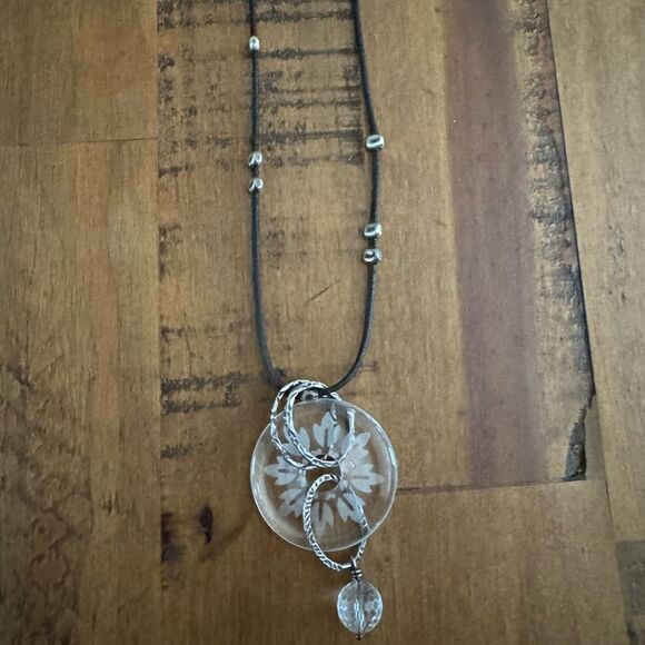 Retired Silpada Glass Pendant Necklace - Picture 3 of 9